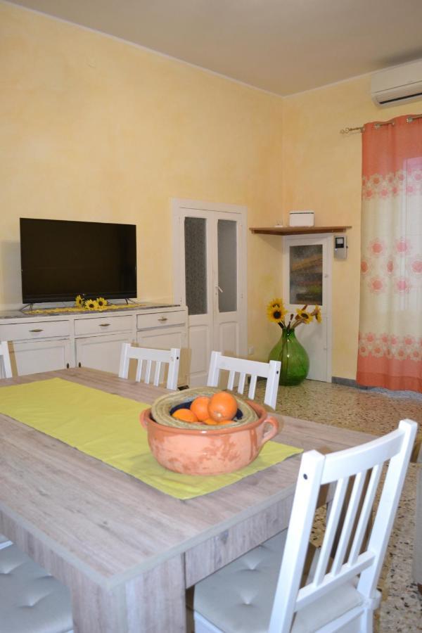 Vila Casa Vacanze Raggio Di Sole Monopoli Exteriér fotografie